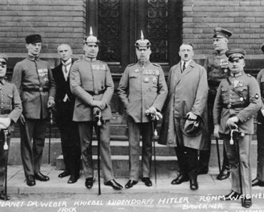 # Spionen i Uniform – München 1918